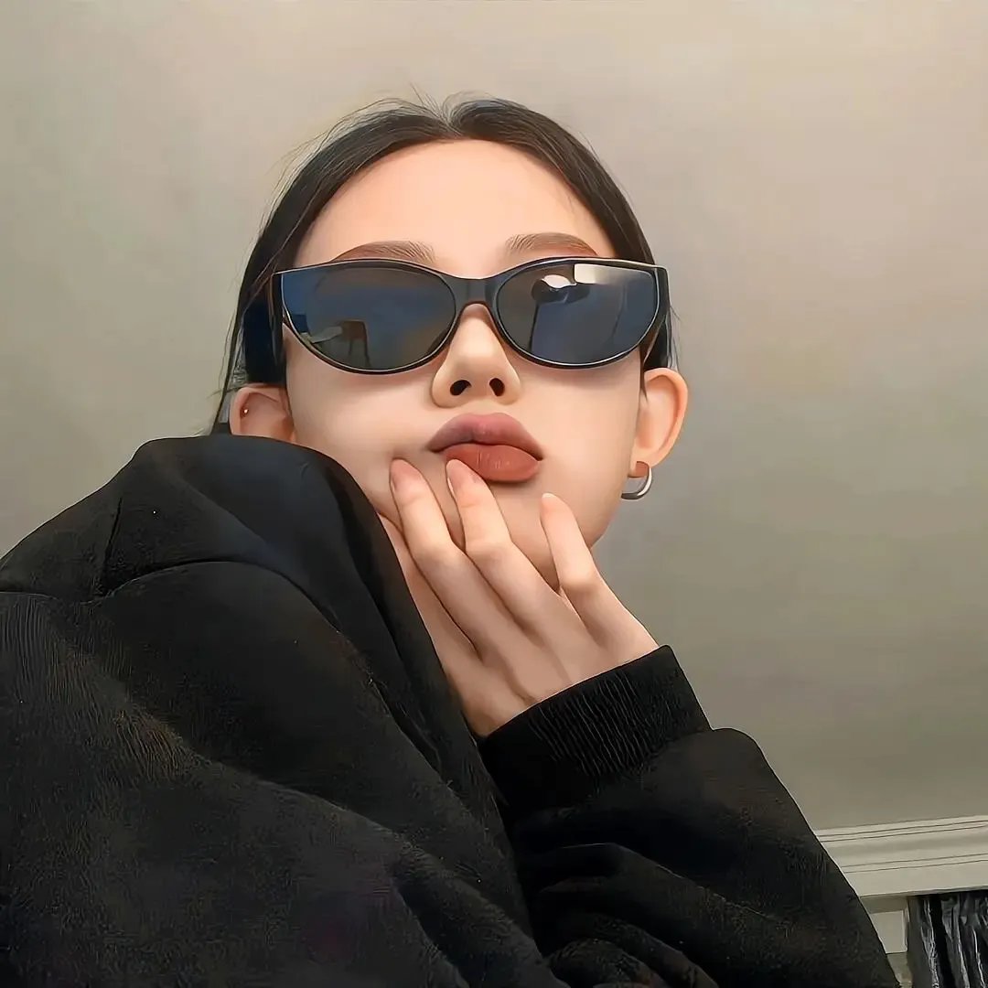 追逐白云的少女